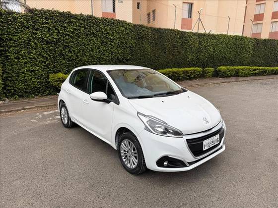 PEUGEOT 208 1.2 ACTIVE PACK 12V FLEX 4P MANUAL PEUGEOT 208 1.2 ACTIVE PACK 12V FLEX 4P MANUAL